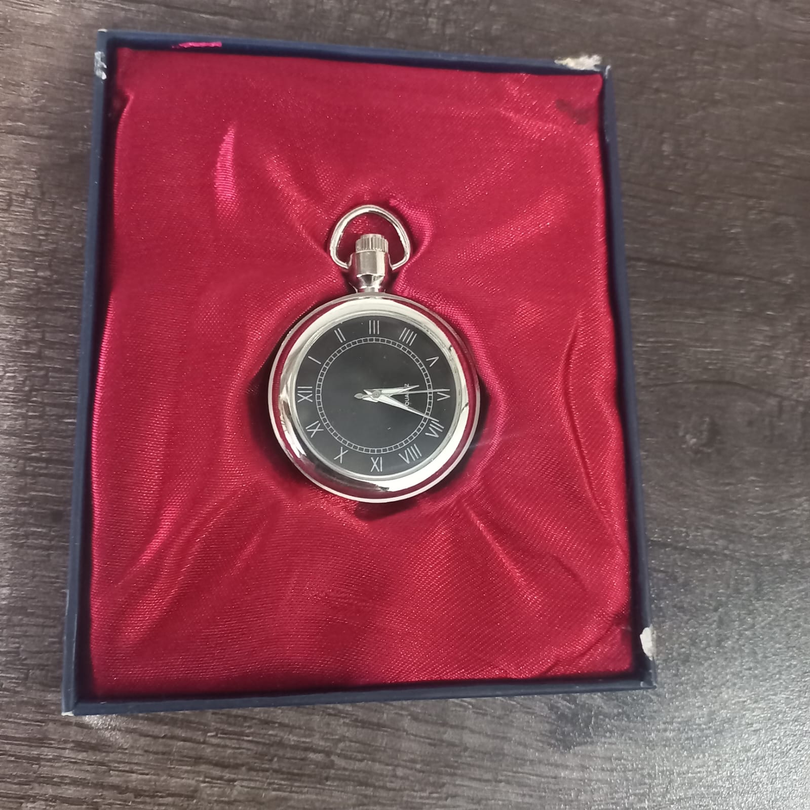 Quartz Pocket Watch with Display Case - Issue 9