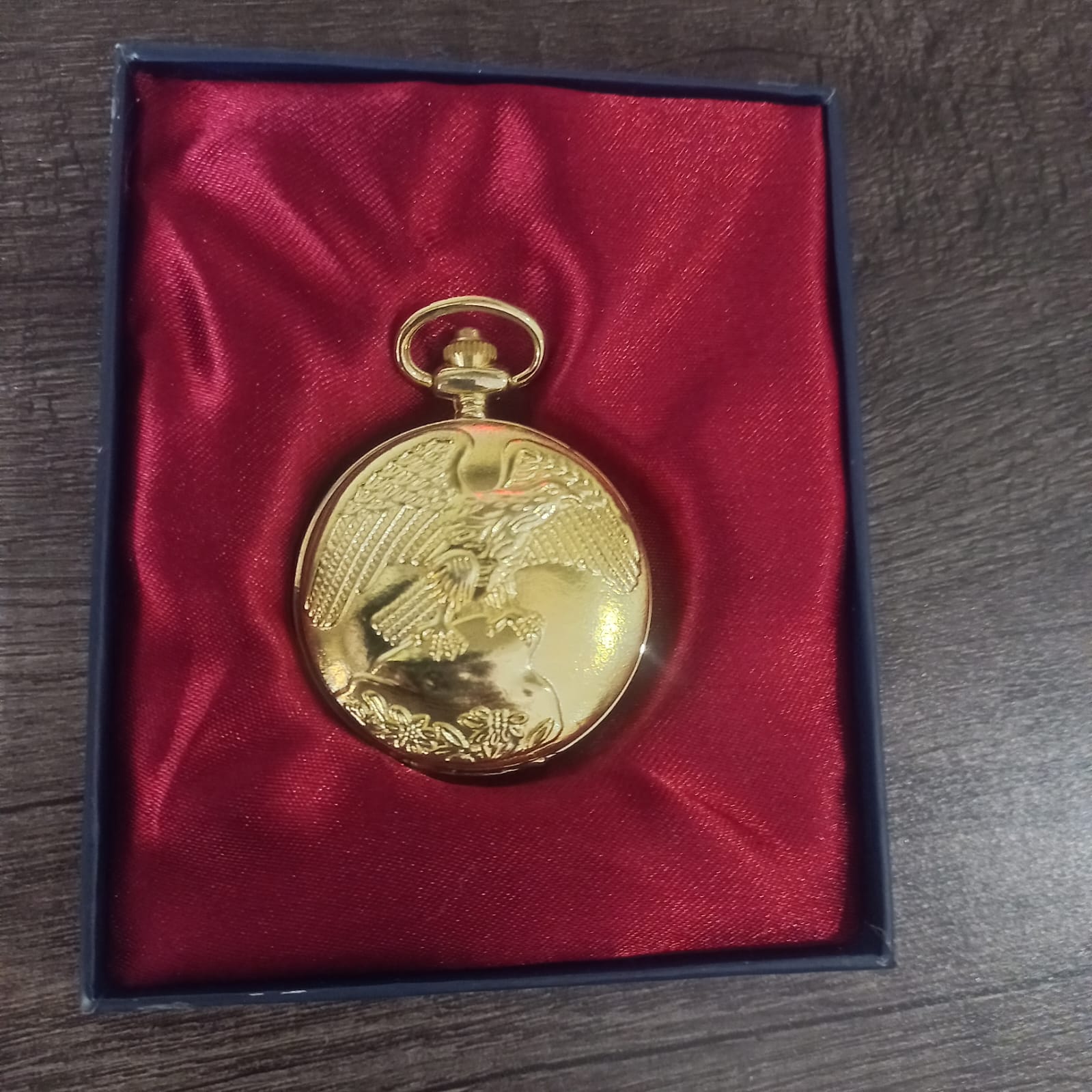 Gold-Tone Quartz Pocket Watch with Presentation Box - Issue 21