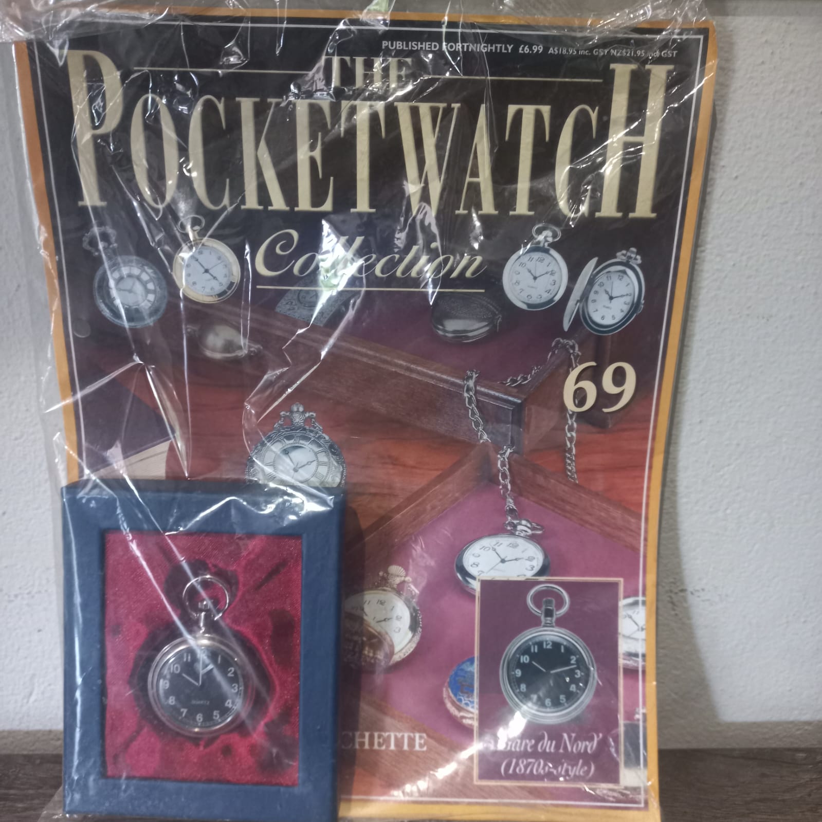 The Pocketwatch Collection Issue 69 with 'Gare du Nord' Style Watch