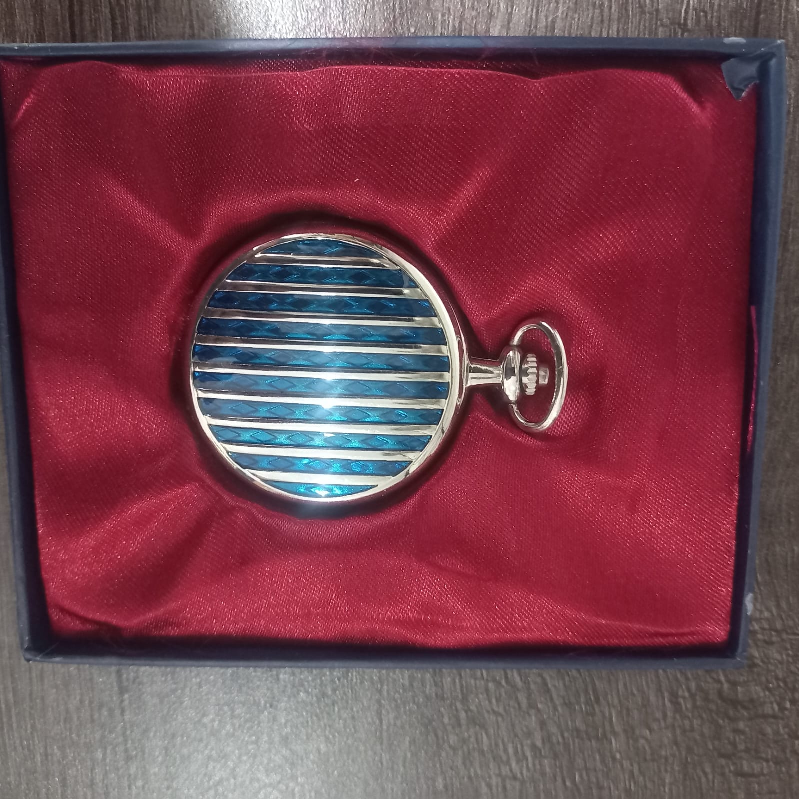 Quartz Pocket Watch with Blue Striped Cover - Issue 28