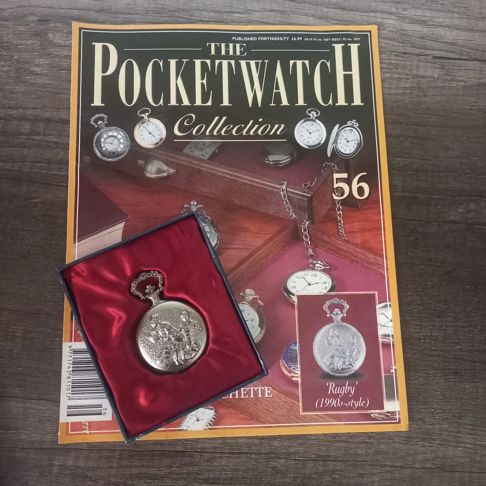 Rugby-themed pocket watch with collector's magazine - Issue 56