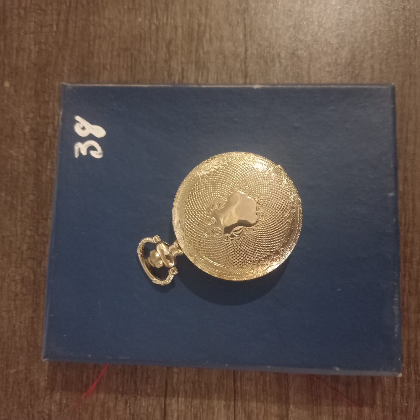 Quartz Pocket Watch with Presentation Box - Issue 38