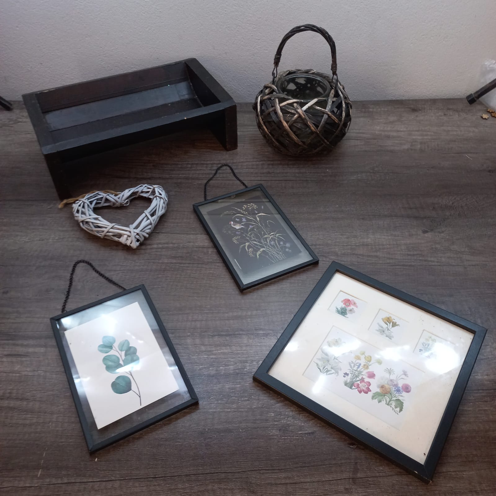 Decorative Home Decor Bundle including Frames and Tray