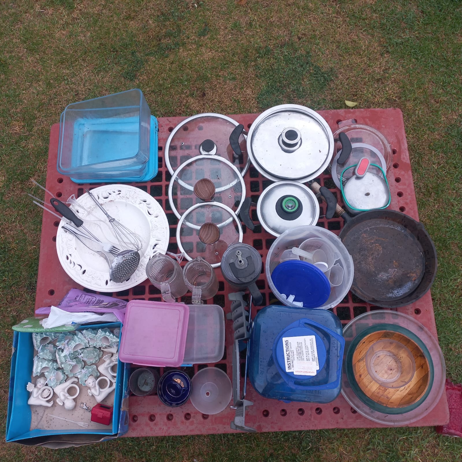 Project Palesa - Assorted Kitchenware and Household Lot