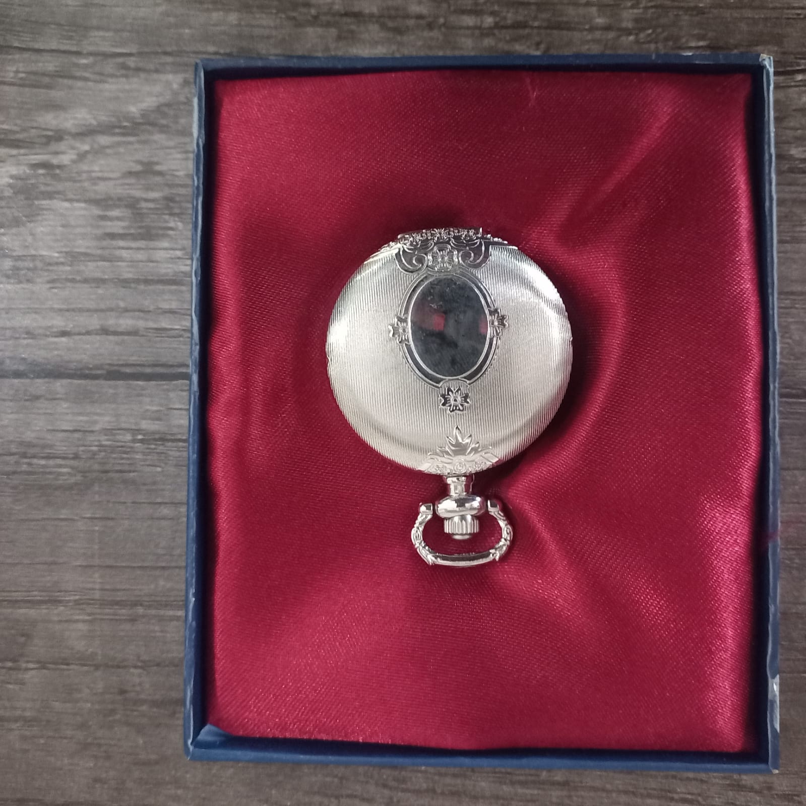 Quartz Pocket Watch in Display Box - Issue 36
